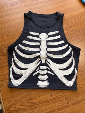 SHEIN Black Ribbed Cropped Tank Top with White Skeleton Print